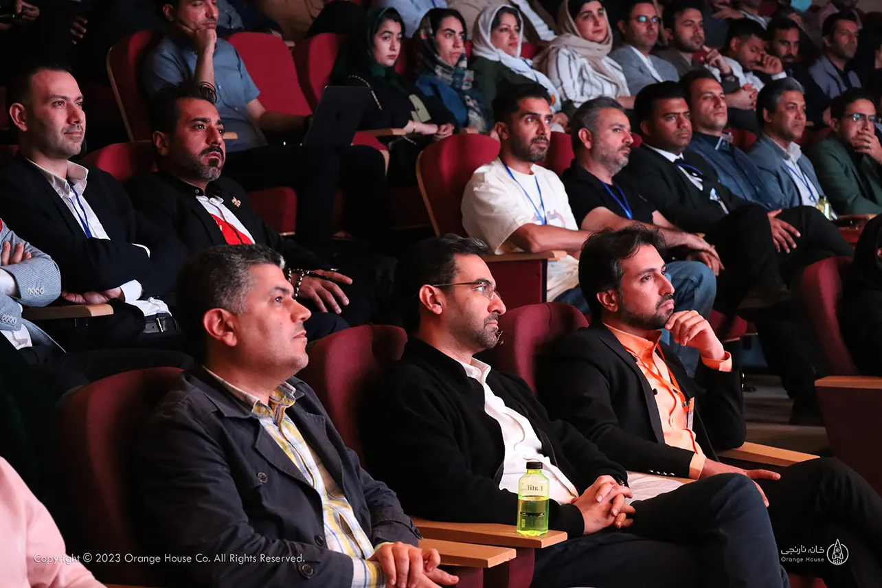 محمد جواد آذری جهرمی در رویداد سکوی پرتاب سوم